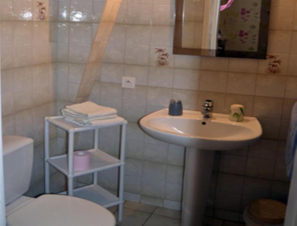 Ferme De La Lande Martel Bed & Breakfast Juilley Dış mekan fotoğraf